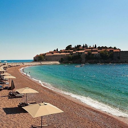 Bmv Room For 2-3 Persons Sveti Stefan Bagian luar foto
